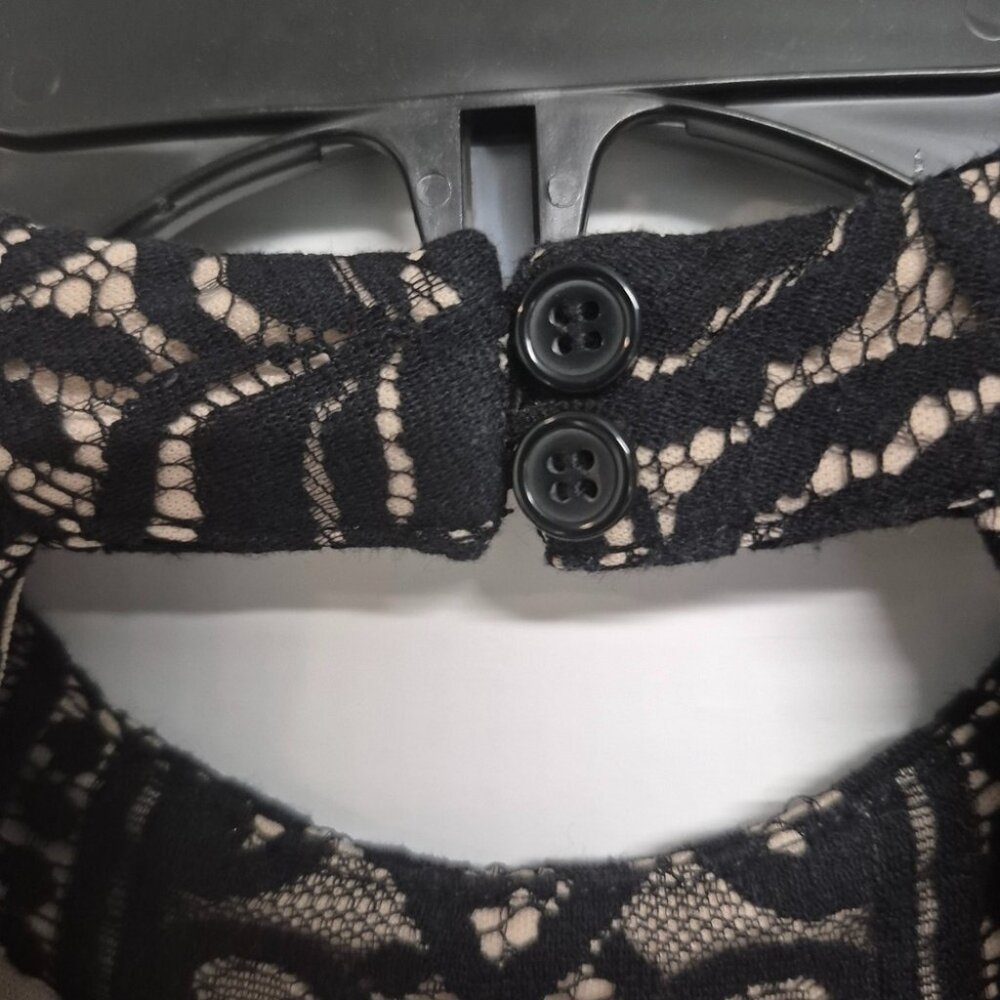 Love Fire Black Lace Sleeveless Dress With Nude Lining Floral Pattern High Neck - Picture 4 of 6